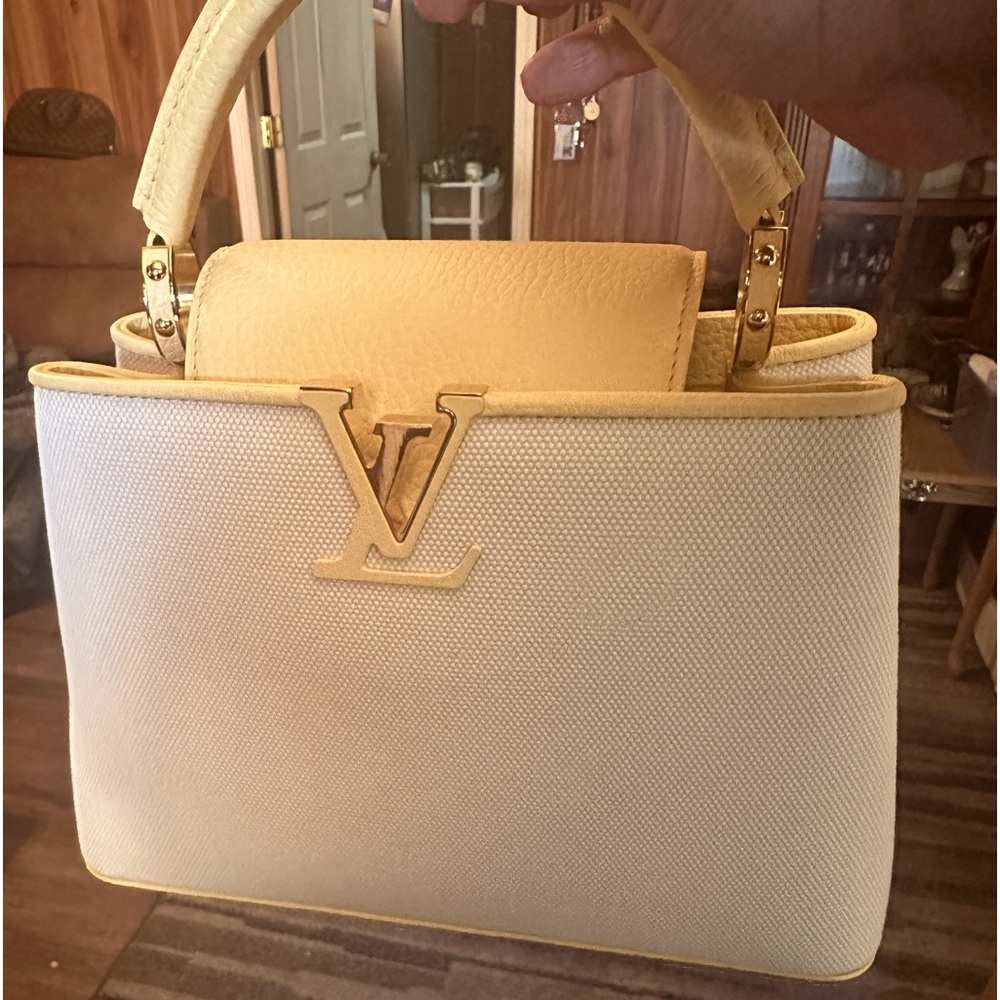 Louis Vuitton Crossbody